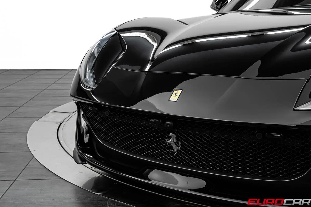 2019 Ferrari 812 Superfast - Image 11 of 31