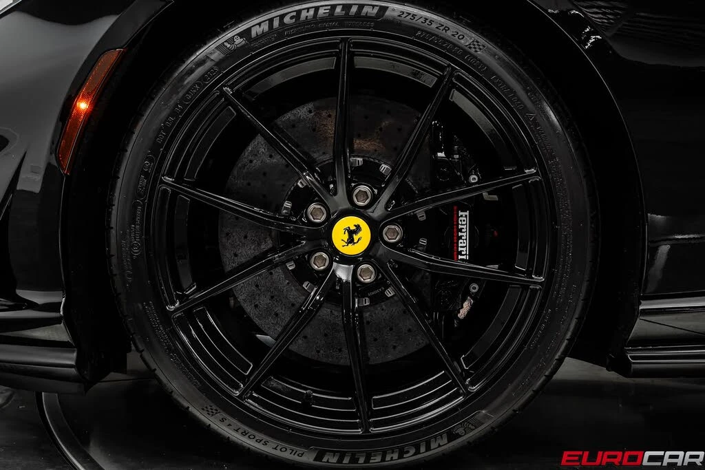 2019 Ferrari 812 Superfast - Image 23 of 31