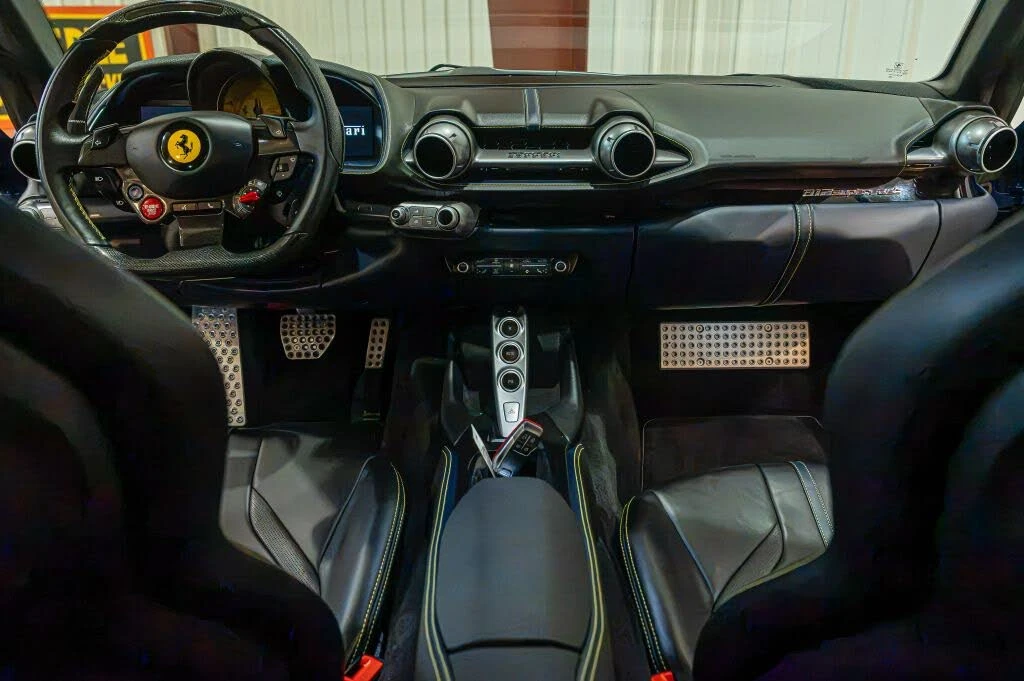 2019 Ferrari 812 Superfast - Image 24 of 31