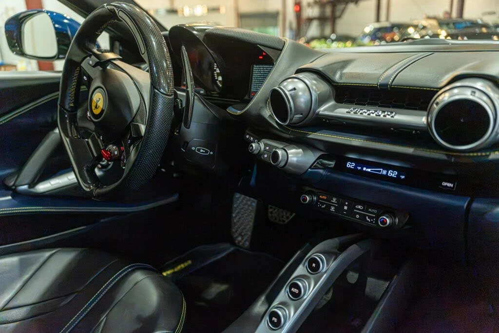 2019 Ferrari 812 Superfast - Image 19 of 31