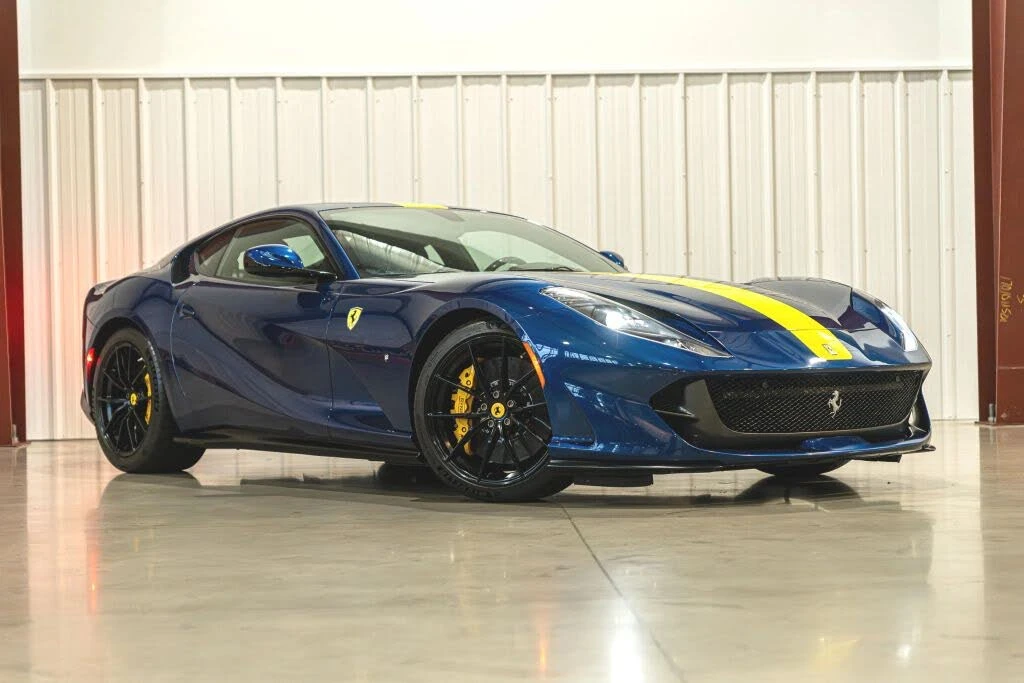 2019 Ferrari 812 Superfast - Image 2 of 31