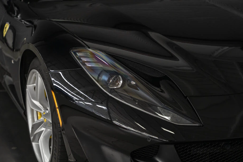 2019 Ferrari 812 Superfast - Image 9 of 31