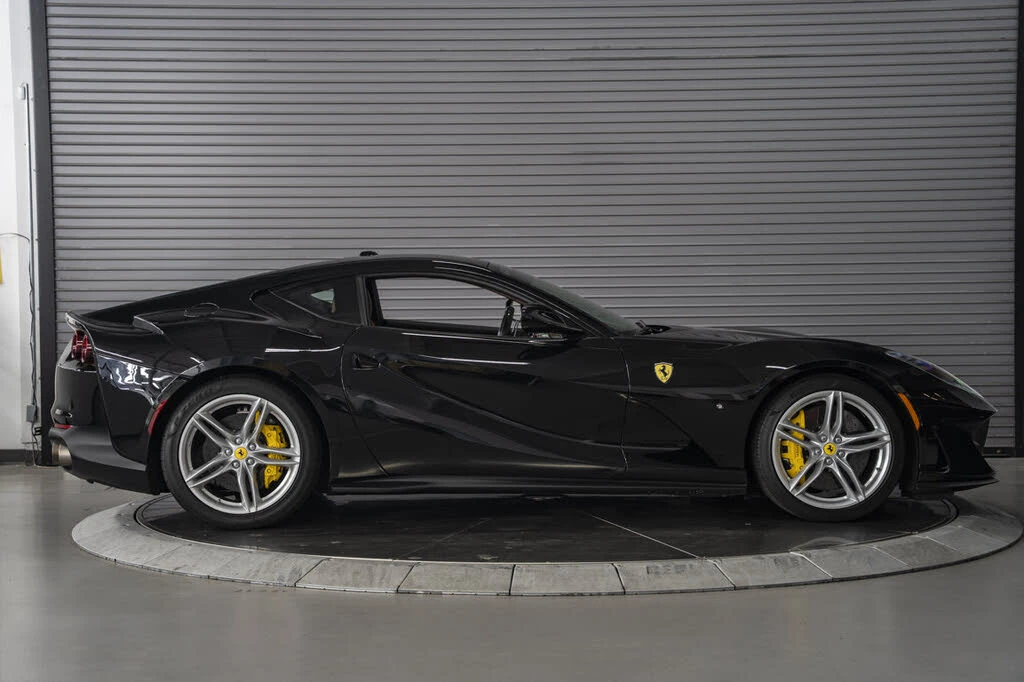 2019 Ferrari 812 Superfast - Image 6 of 31
