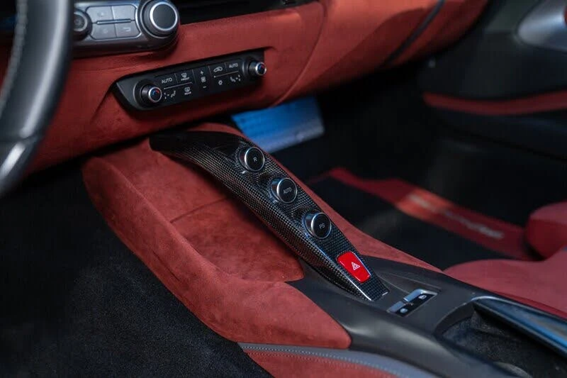 2019 Ferrari 812 Superfast - Image 17 of 31