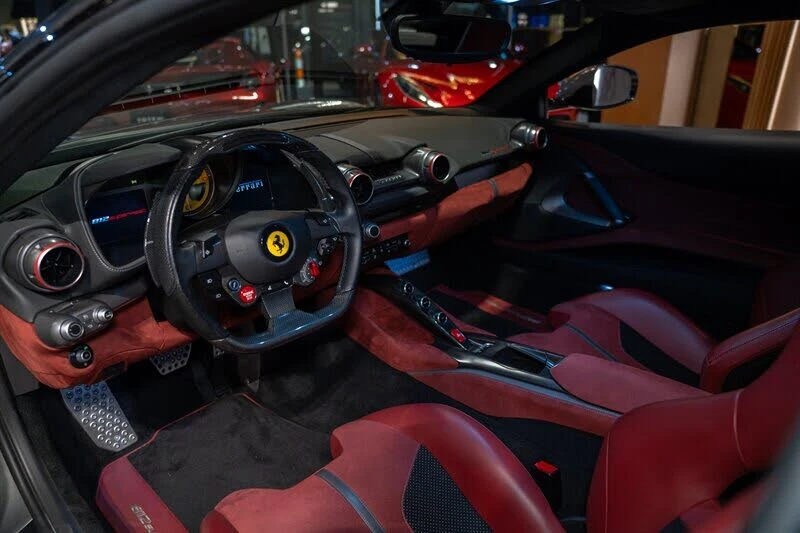 2019 Ferrari 812 Superfast - Image 15 of 31