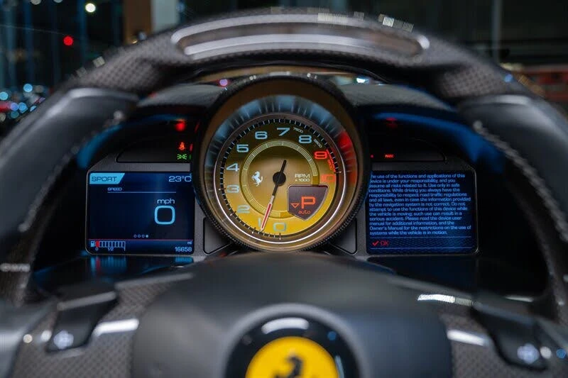 2019 Ferrari 812 Superfast - Image 24 of 31