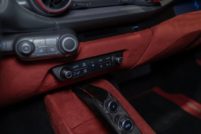 2019 Ferrari 812 Superfast - Image 27 of 31