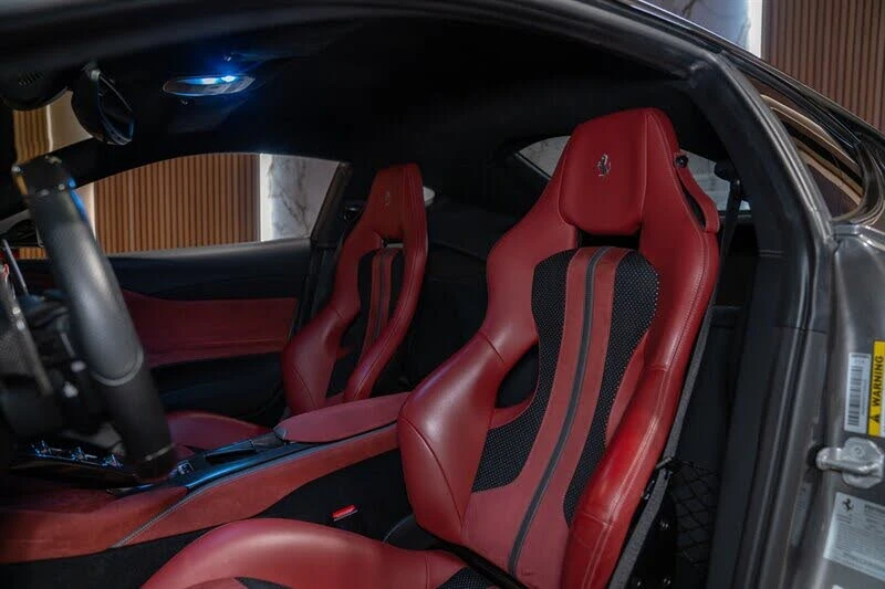 2019 Ferrari 812 Superfast - Image 20 of 31