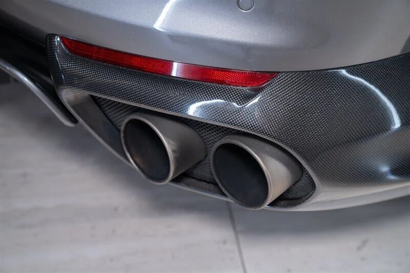 2019 Ferrari 812 Superfast - Image 31 of 31