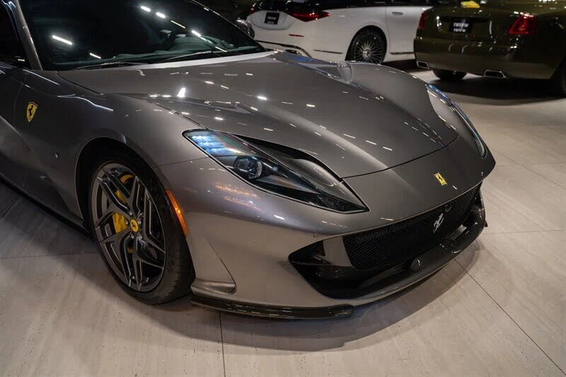 2019 Ferrari 812 Superfast - Image 10 of 31