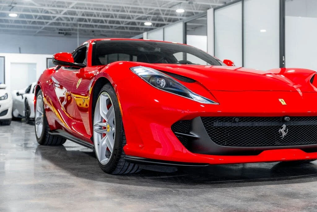 2019 Ferrari 812 Superfast - Image 19 of 31