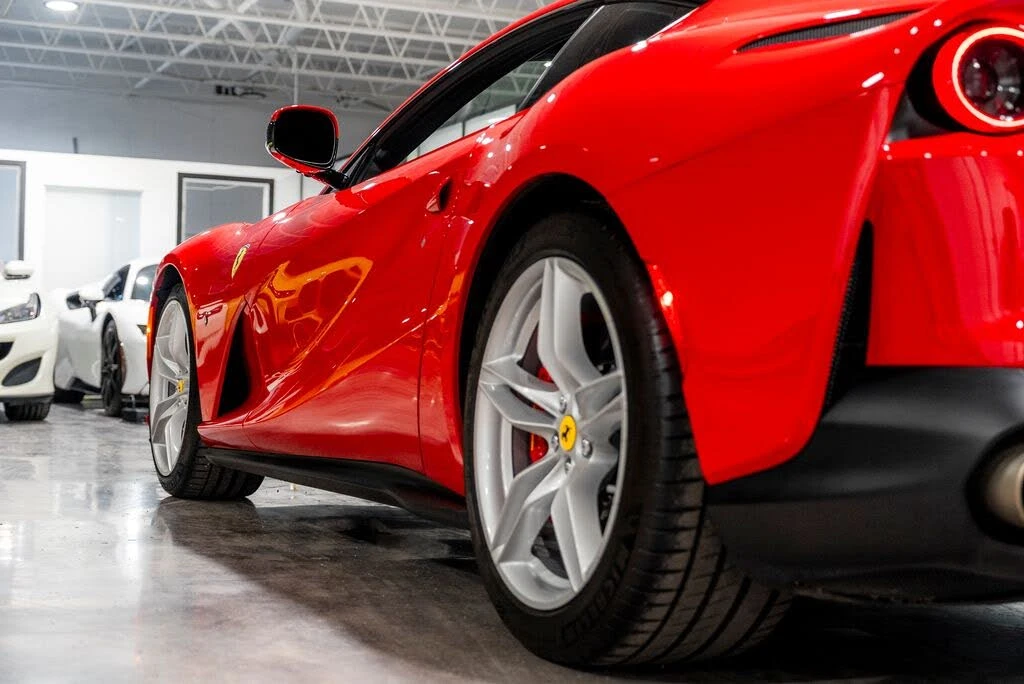 2019 Ferrari 812 Superfast - Image 30 of 31