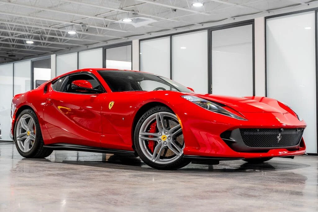 2019 Ferrari 812 Superfast - Image 5 of 31