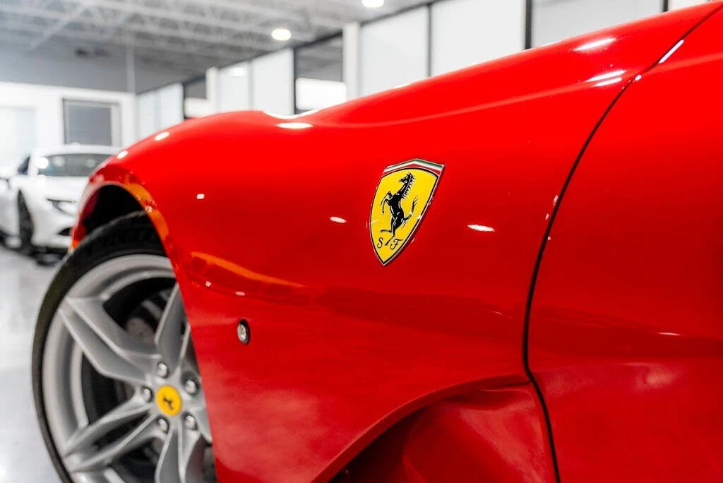 2019 Ferrari 812 Superfast - Image 23 of 31
