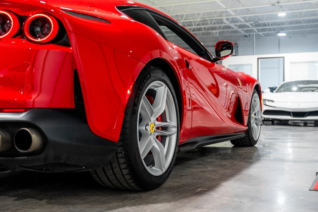 2019 Ferrari 812 Superfast - Image 31 of 31