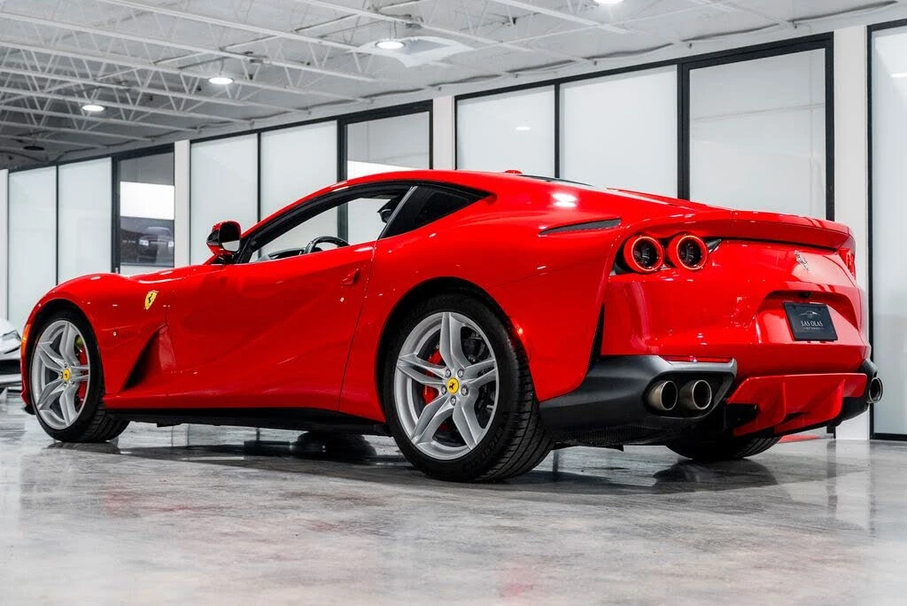 2019 Ferrari 812 Superfast - Image 24 of 31