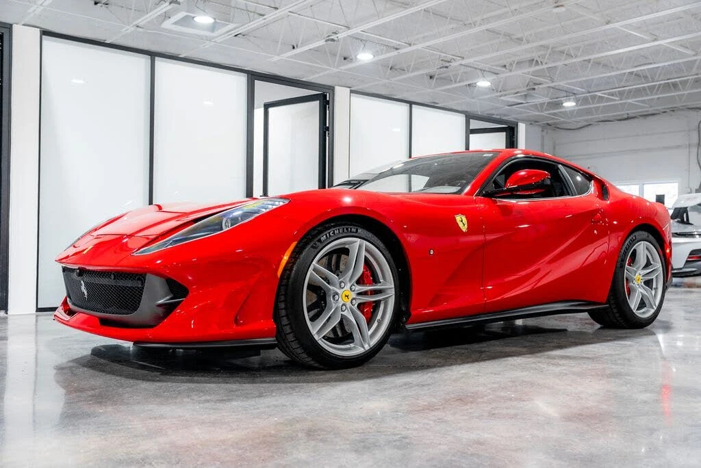 2019 Ferrari 812 Superfast - Image 4 of 31