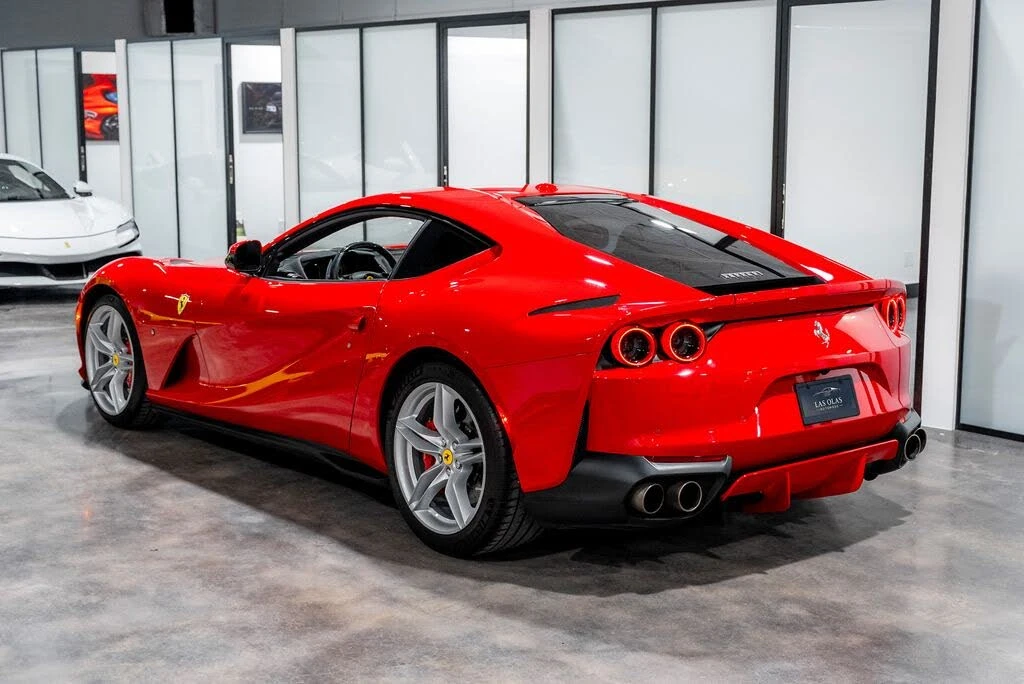 2019 Ferrari 812 Superfast - Image 21 of 31