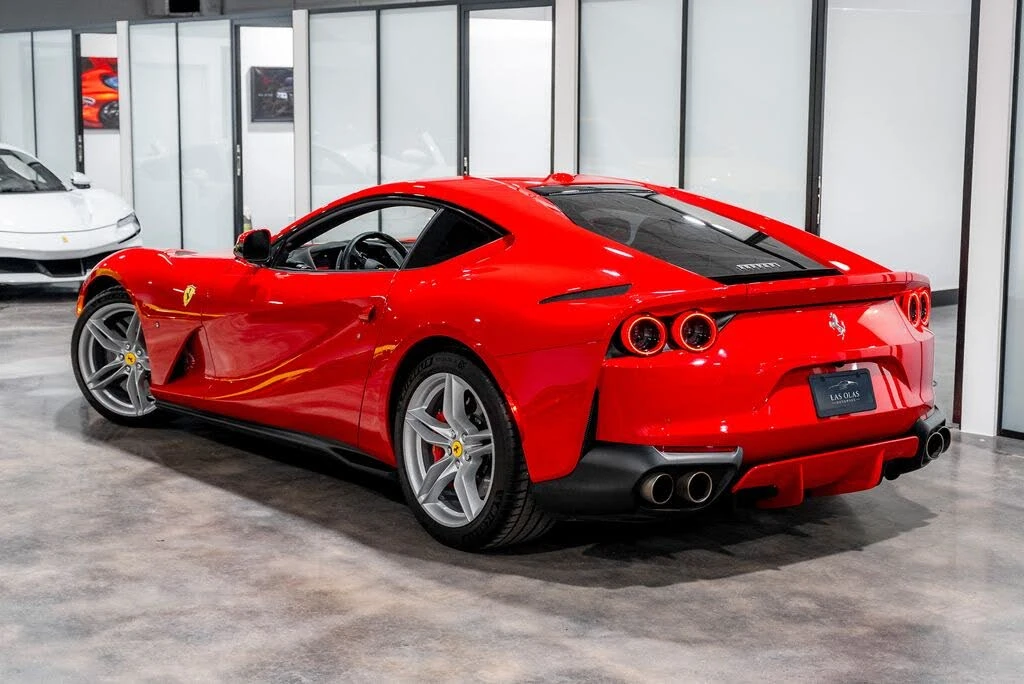 2019 Ferrari 812 Superfast - Image 20 of 31