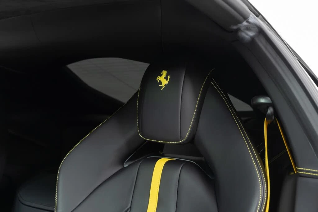 2019 Ferrari 812 Superfast - Image 15 of 31