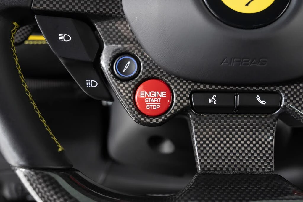 2019 Ferrari 812 Superfast - Image 18 of 31