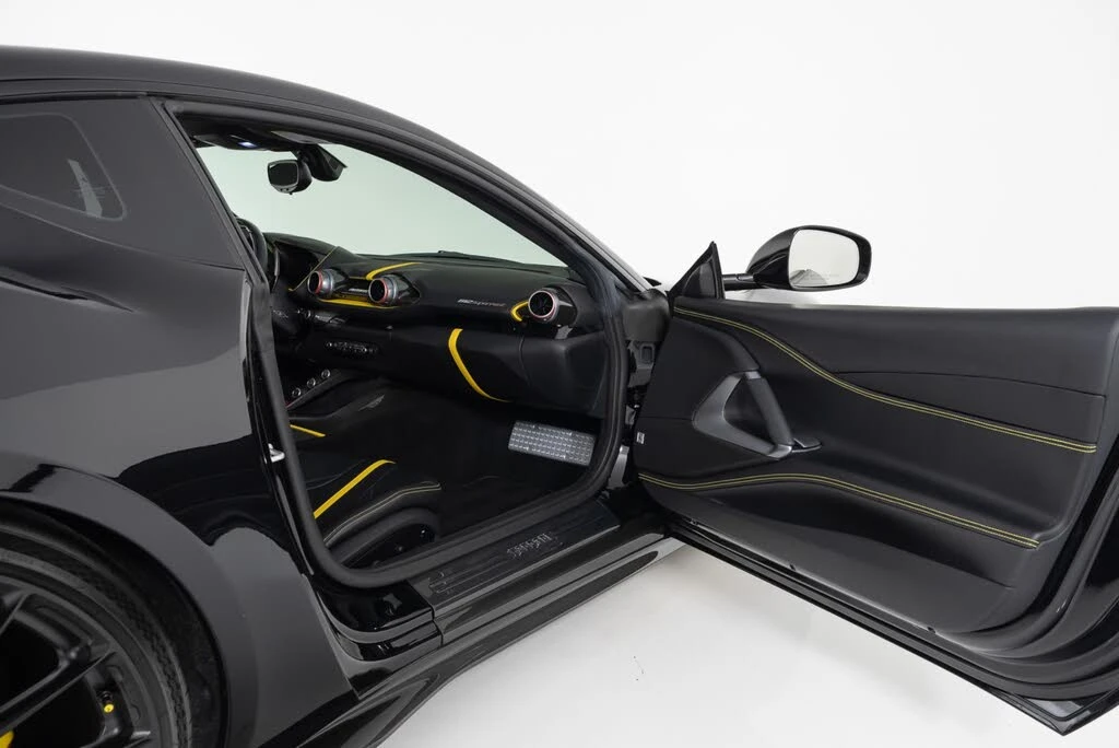 2019 Ferrari 812 Superfast - Image 25 of 31