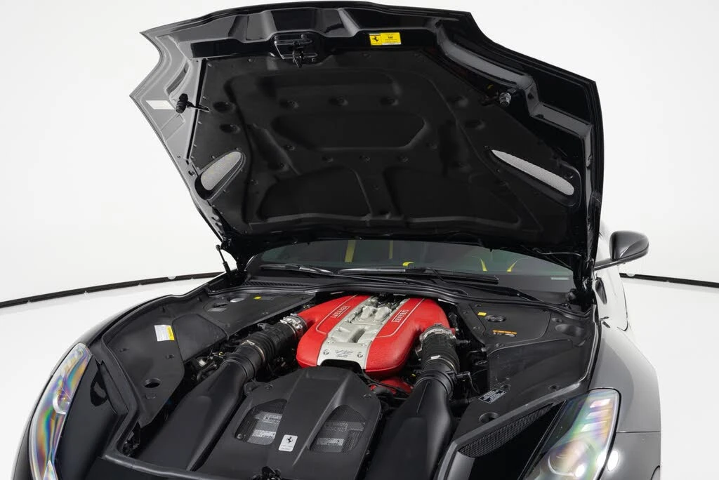 2019 Ferrari 812 Superfast - Image 30 of 31