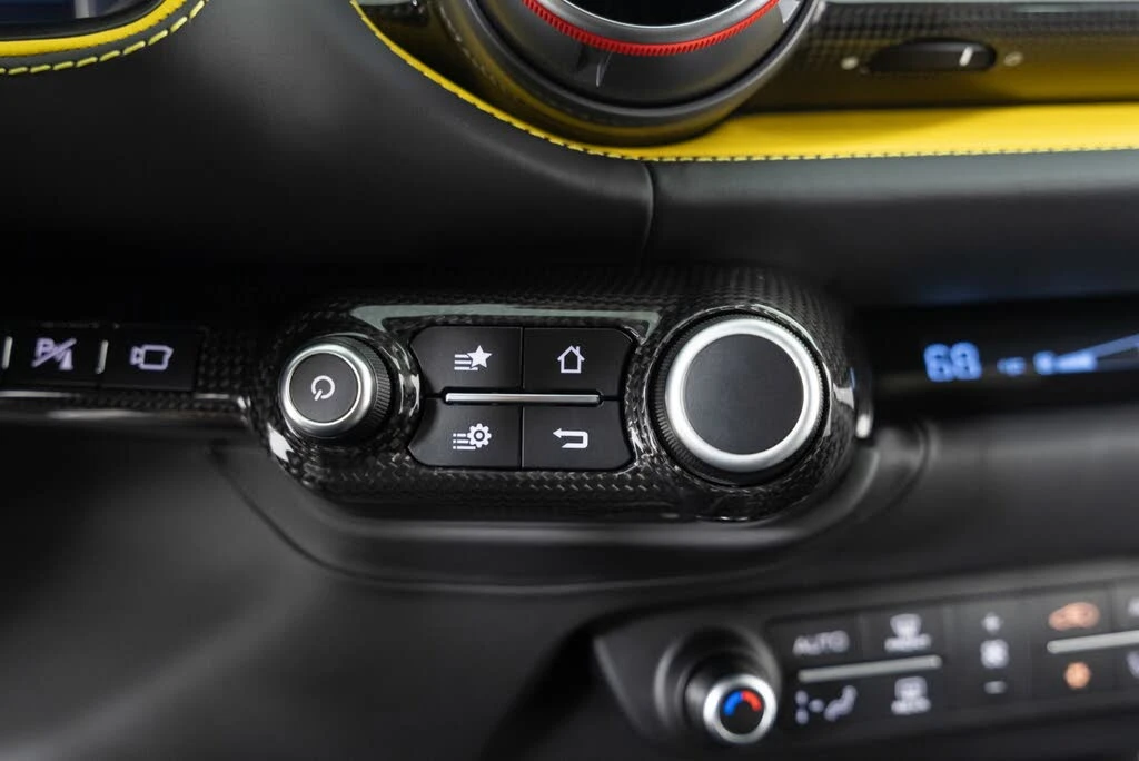 2019 Ferrari 812 Superfast - Image 22 of 31