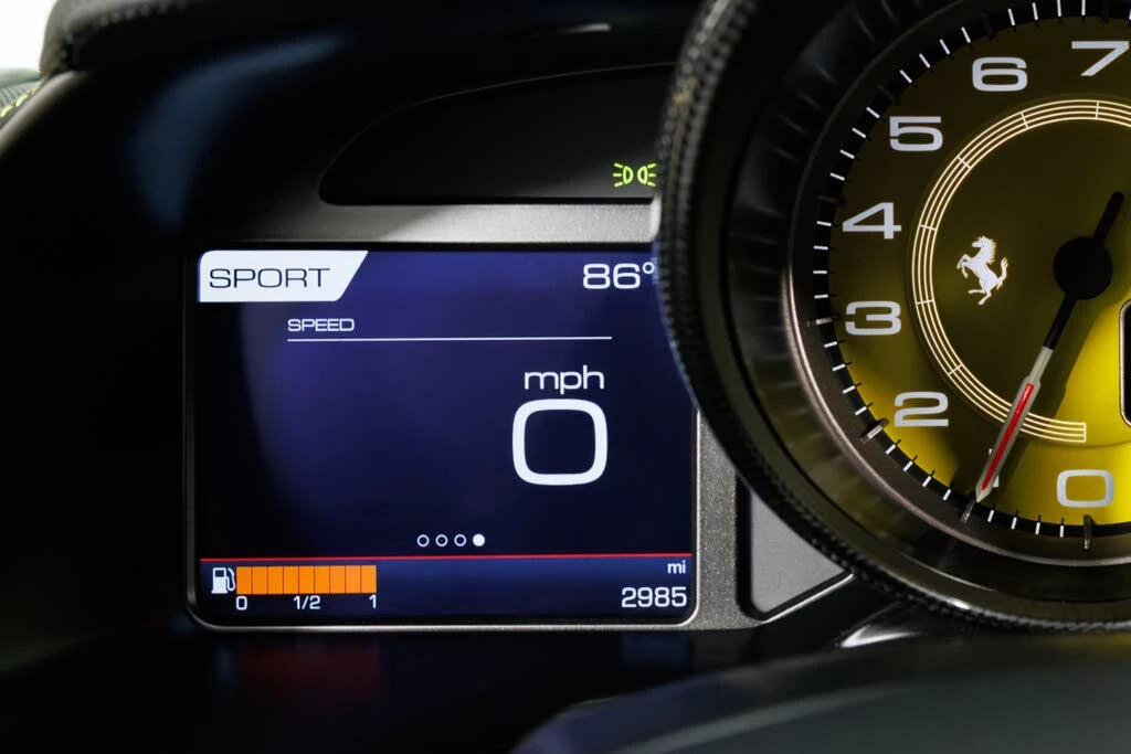 2019 Ferrari 812 Superfast - Image 17 of 31