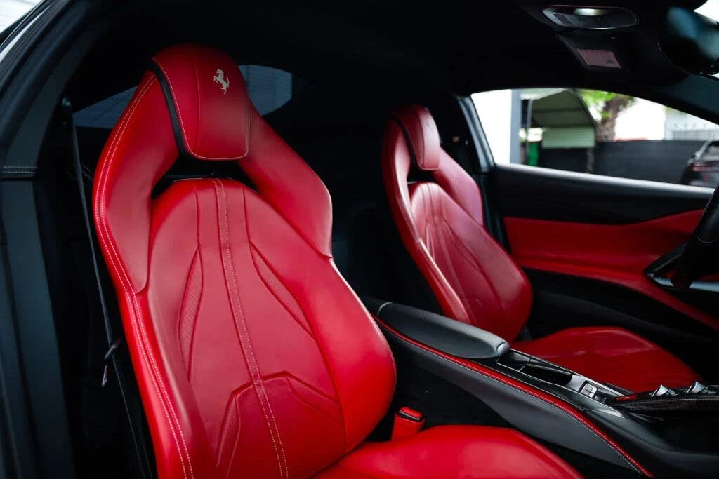 2019 Ferrari 812 Superfast - Image 19 of 31