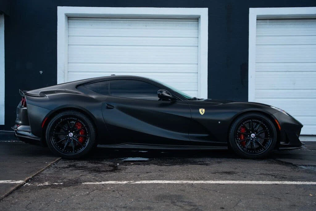 2019 Ferrari 812 Superfast - Image 10 of 31
