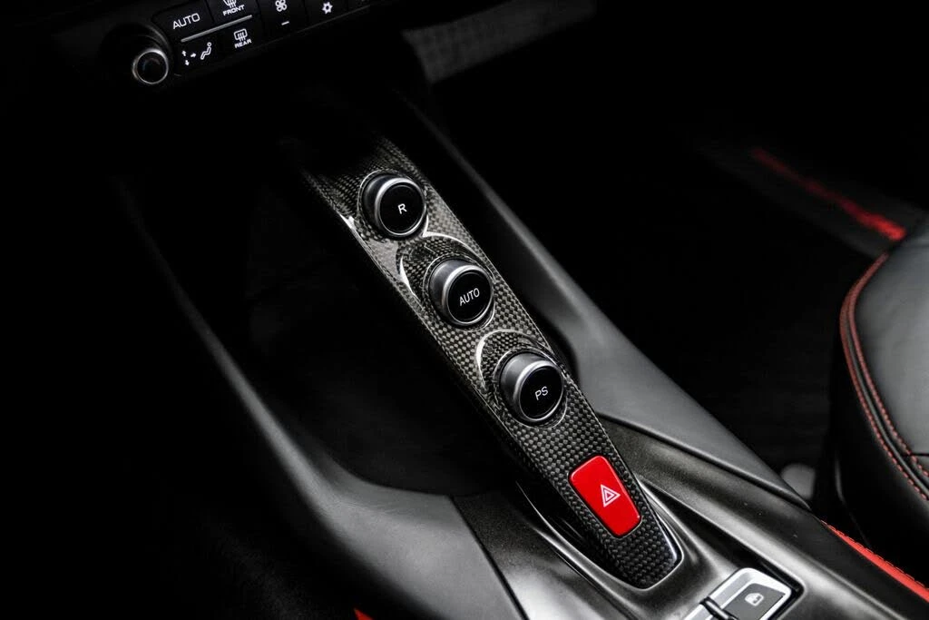 2019 Ferrari 812 Superfast - Image 28 of 31