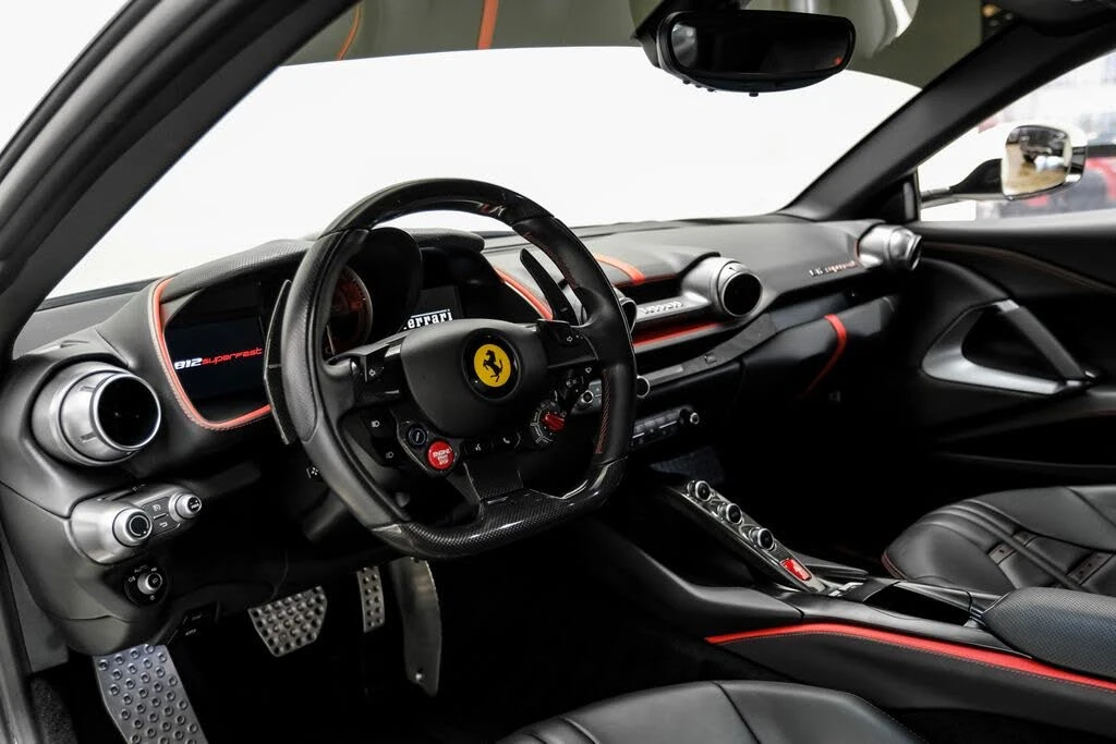 2019 Ferrari 812 Superfast - Image 5 of 31