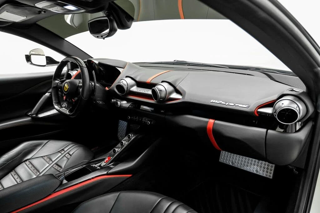 2019 Ferrari 812 Superfast - Image 14 of 31