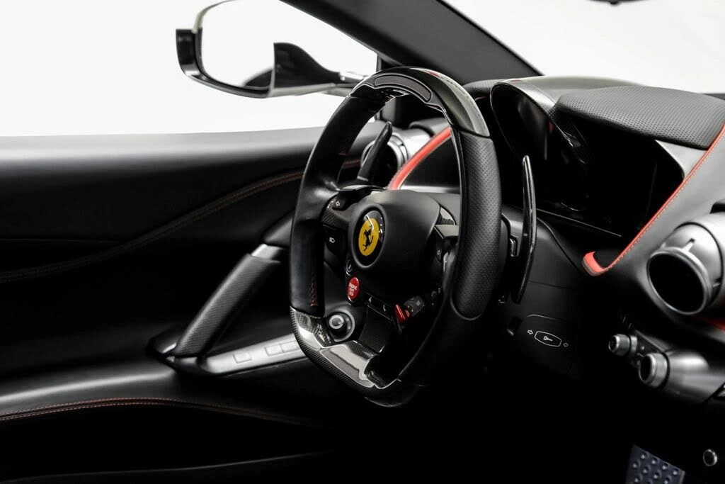 2019 Ferrari 812 Superfast - Image 15 of 31
