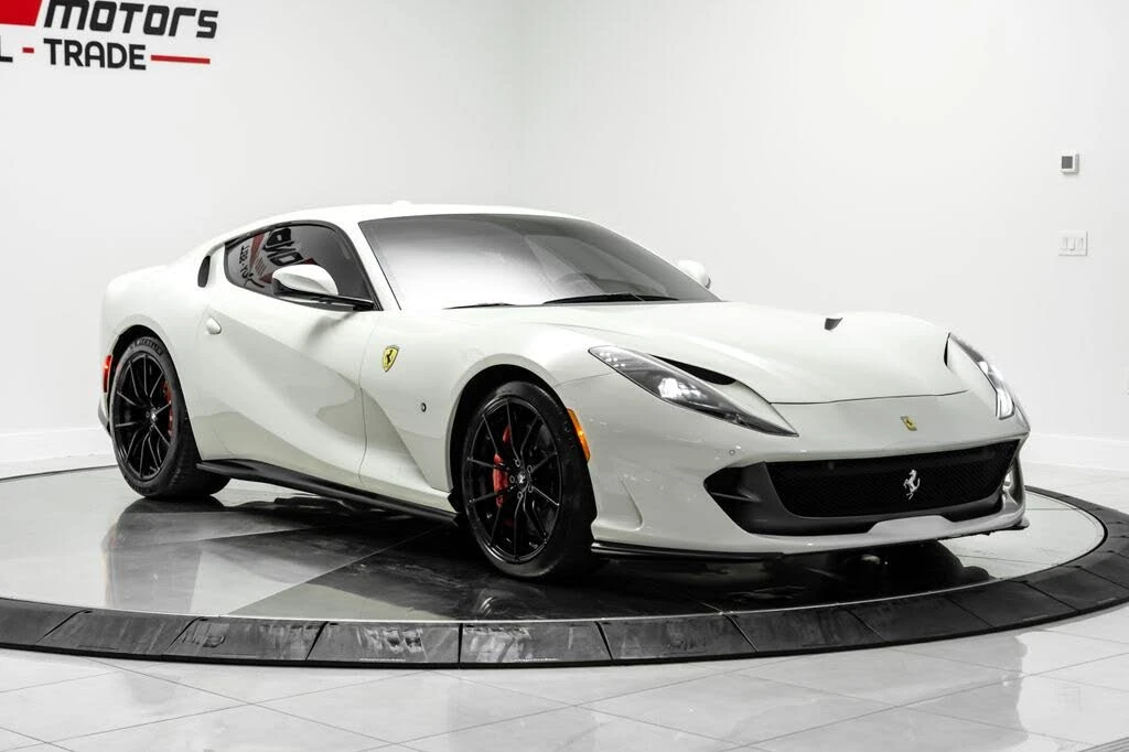2019 Ferrari 812 Superfast - Image 3 of 31