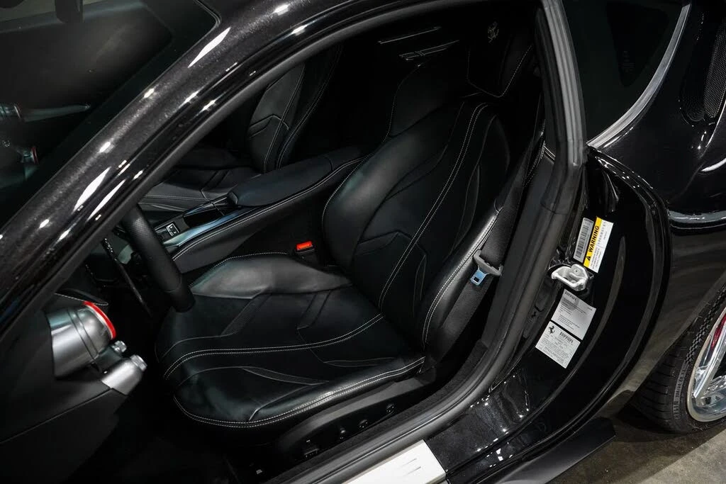 2019 Ferrari 812 Superfast - Image 28 of 31