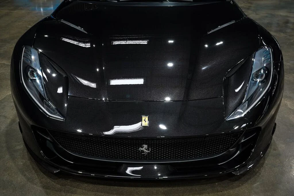 2019 Ferrari 812 Superfast - Image 9 of 31