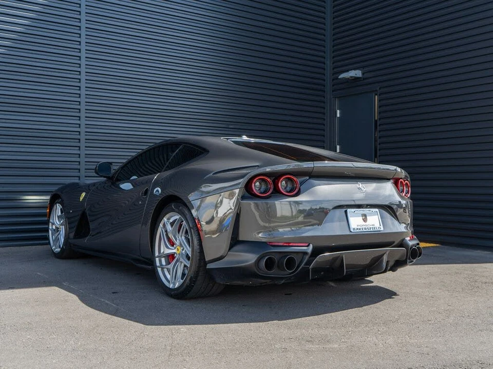 2019 Ferrari 812 Superfast - Image 3 of 28