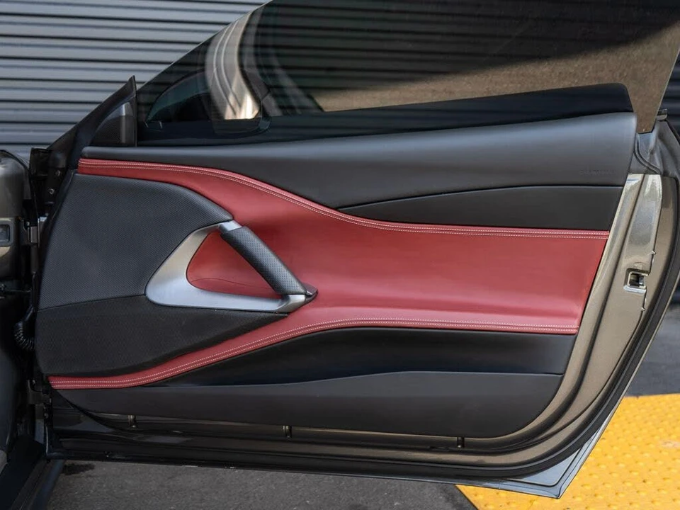 2019 Ferrari 812 Superfast - Image 26 of 28