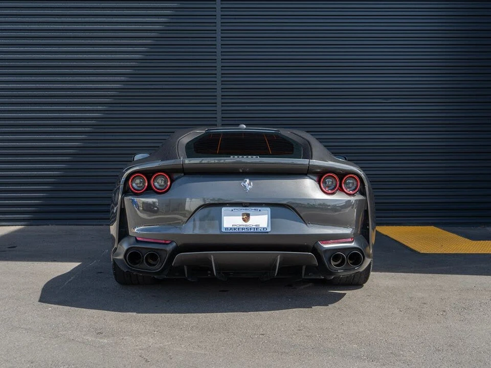 2019 Ferrari 812 Superfast - Image 10 of 28