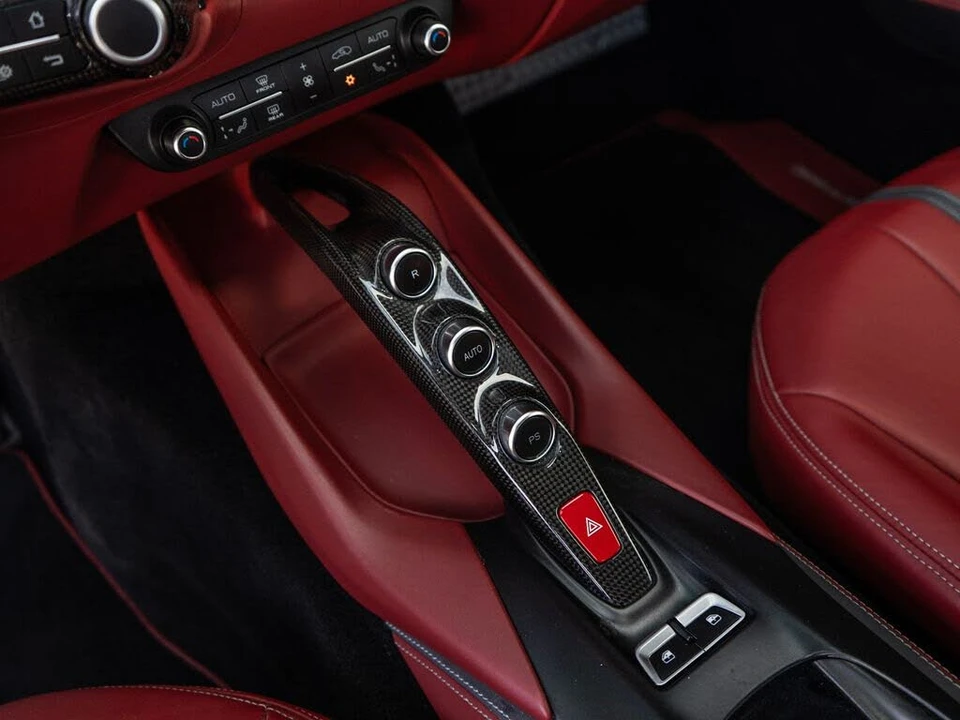 2019 Ferrari 812 Superfast - Image 23 of 28