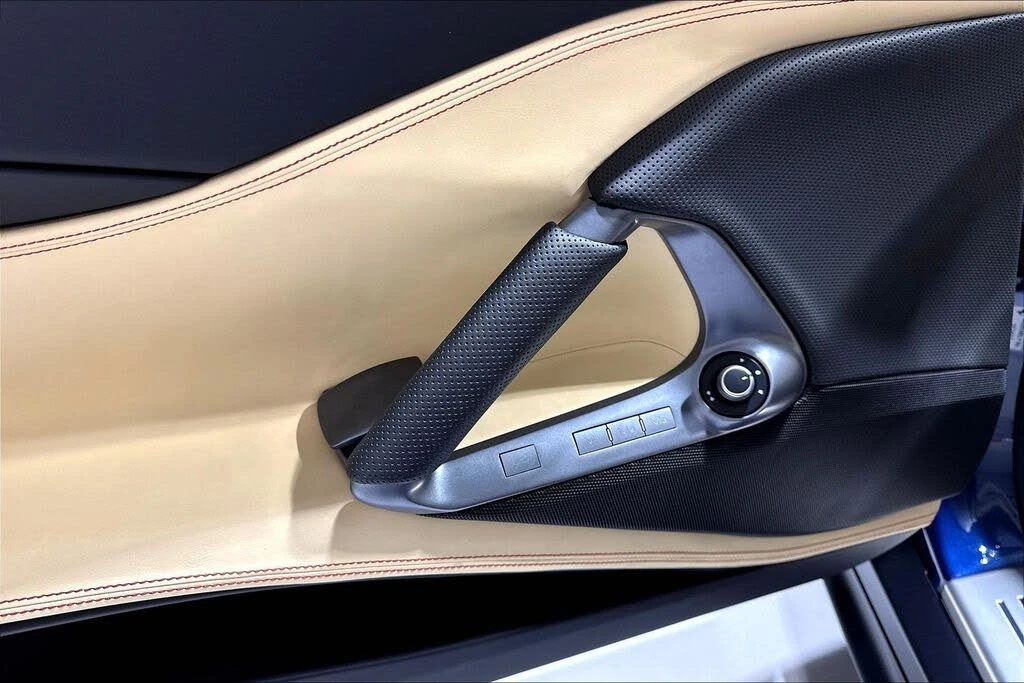 2019 Ferrari 812 Superfast - Image 31 of 31