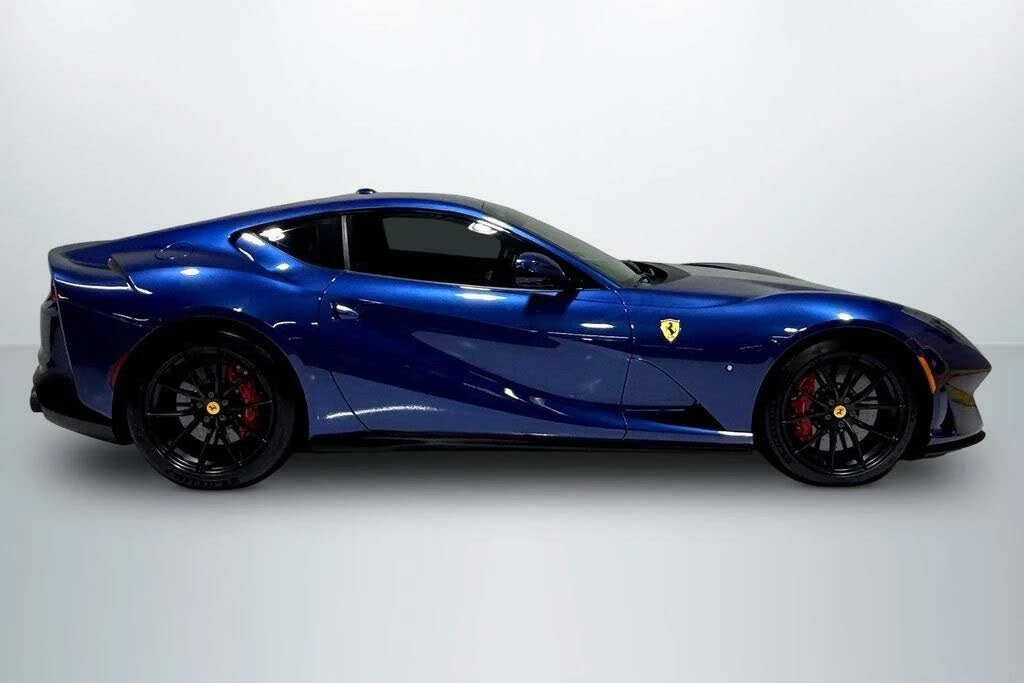 2019 Ferrari 812 Superfast - Image 4 of 31