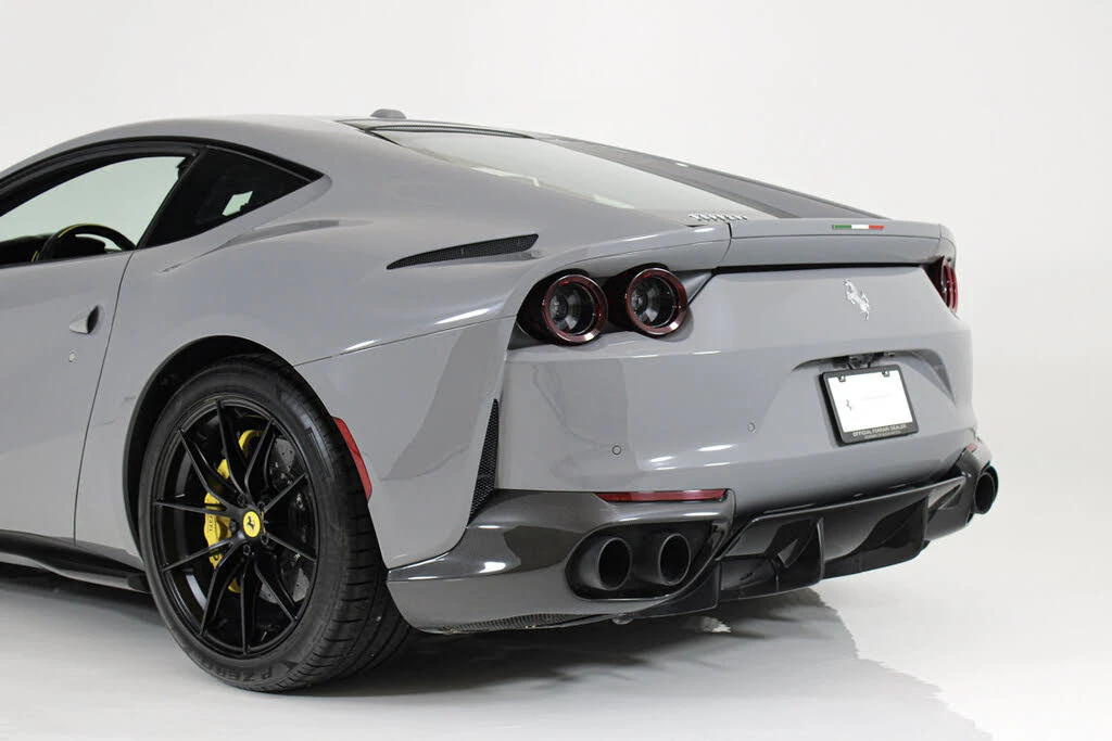 2019 Ferrari 812 Superfast - Image 7 of 31