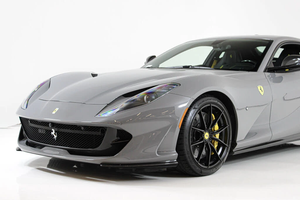 2019 Ferrari 812 Superfast - Image 3 of 31