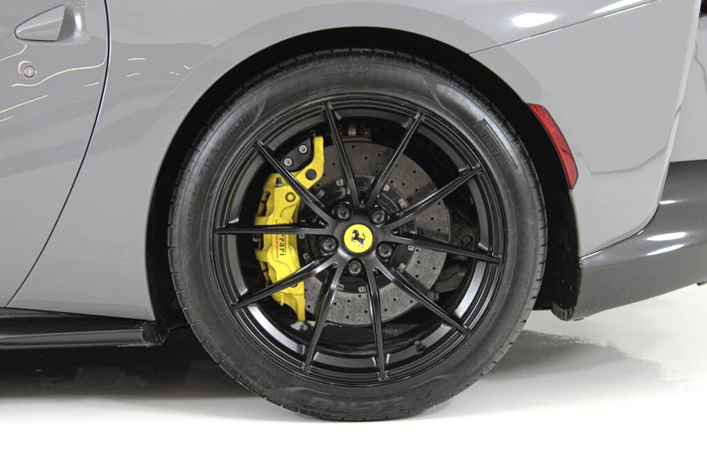 2019 Ferrari 812 Superfast - Image 16 of 31