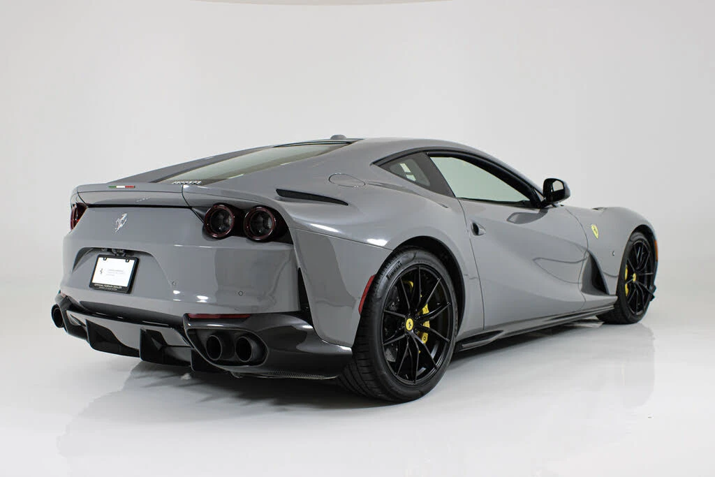 2019 Ferrari 812 Superfast - Image 9 of 31