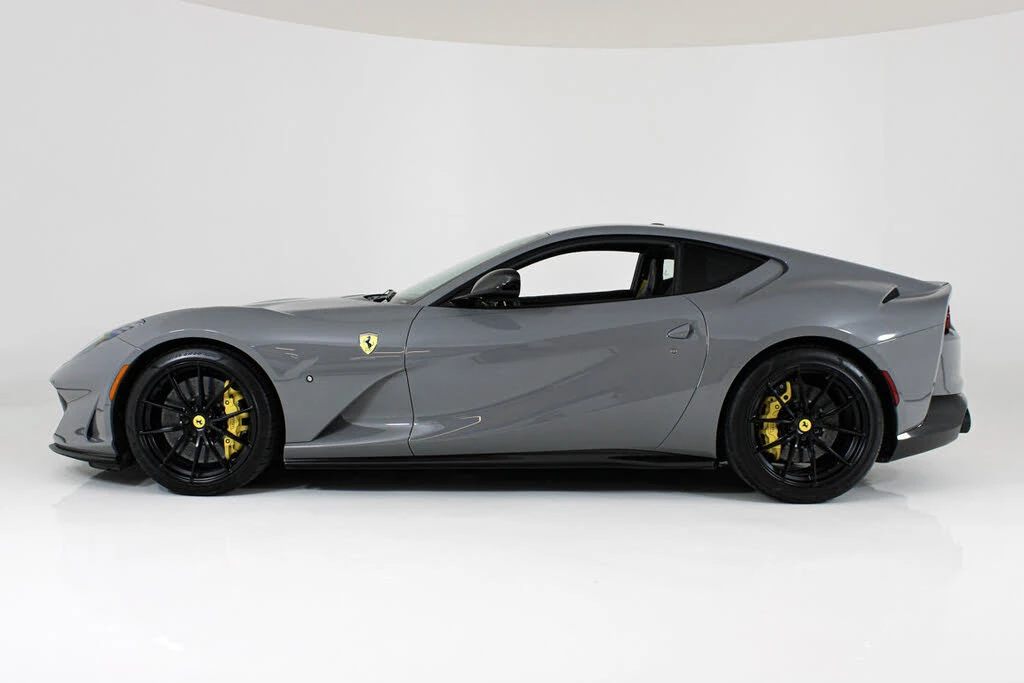 2019 Ferrari 812 Superfast - Image 4 of 31