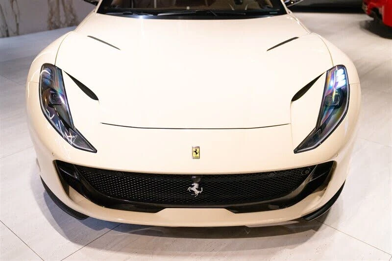 2019 Ferrari 812 Superfast - Image 5 of 31